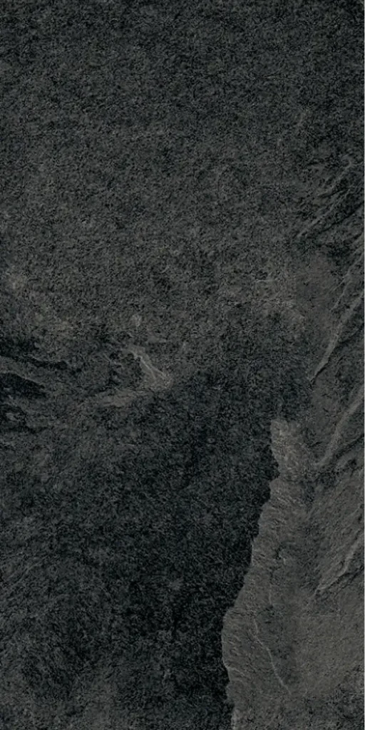 Cerámica oscura de piedra etna