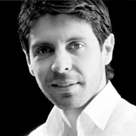 Arq. Pablo Cisneros