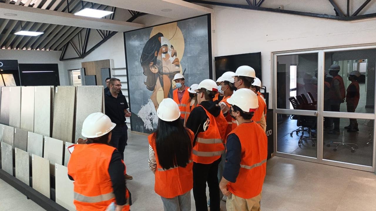 Recorrido técnico por el proceso de producción de Cerámica Rialto